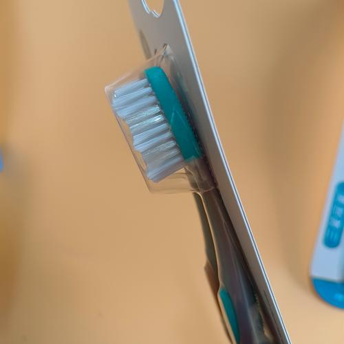 三笑完美023雙支中毛情侶牙刷 日用百貨批發(fā)的品質(zhì)之選
